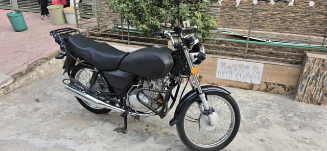 Suzuki GS 150 2020