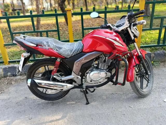 Suzuki GSX 125 – 2026 Model for Sale | Excellent Condition
