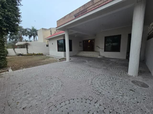 2 Kanal 14 Marla Old House Commercial Ideal Apartment Office Building
