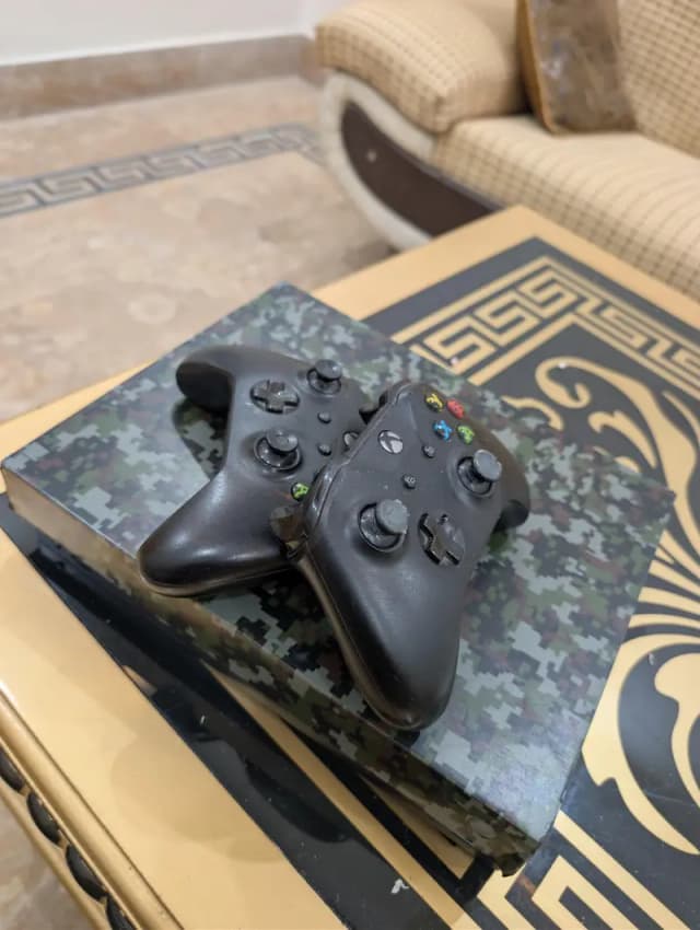 Xbox One X 1TB | 2 Controllers | 7 Games Installed