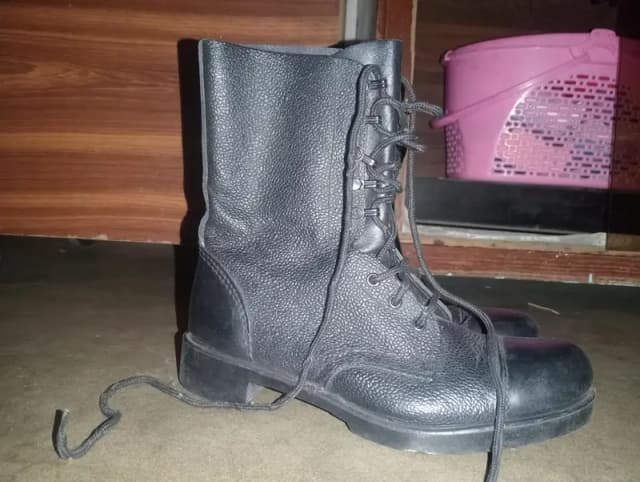 Original Foji Army Long Boot Size 8 - DMS - Urgent Sale Shah Faisal