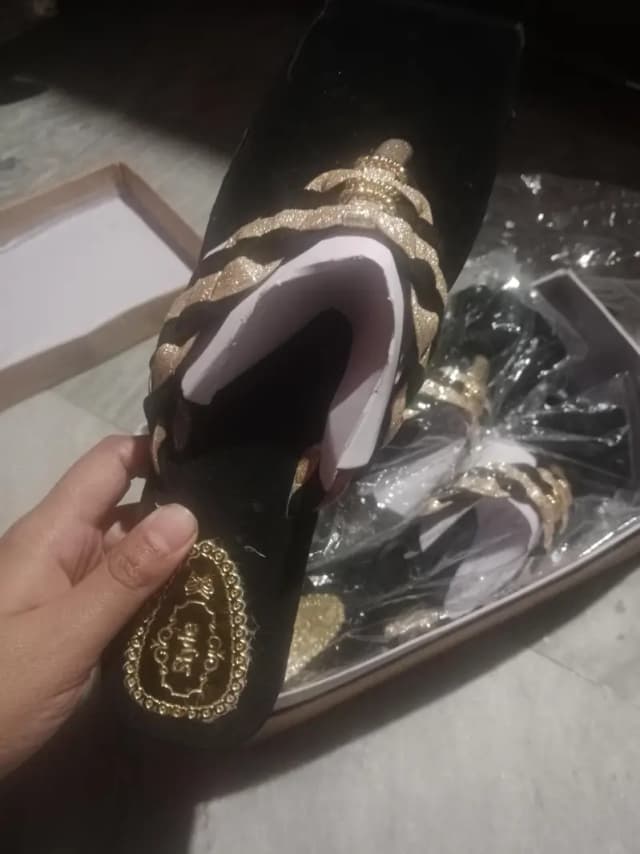 sandals slippers