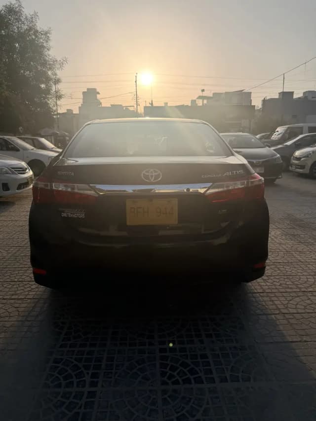 Toyota Corolla Altis 2016