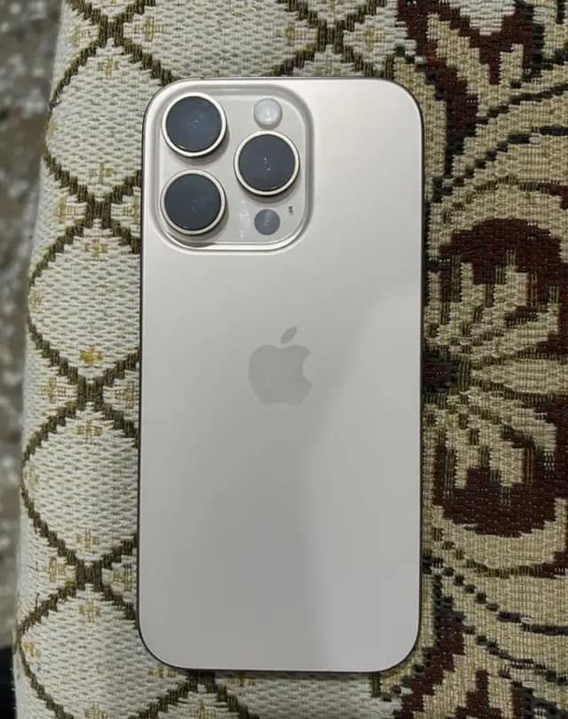Iphone 16 Pro Desert non pta 89 health