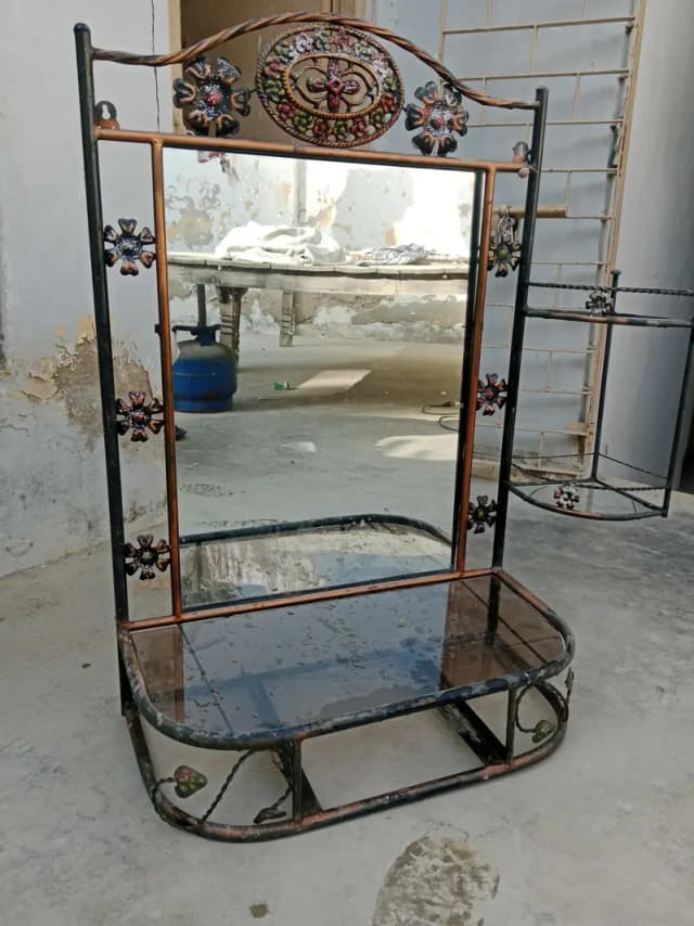 mirror