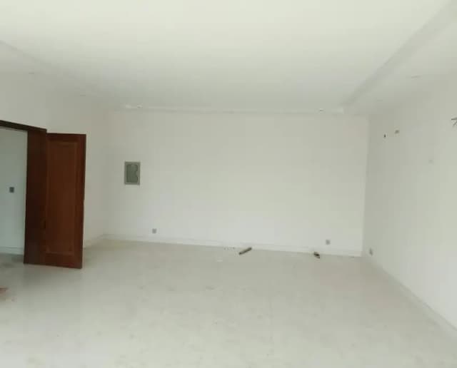 4 Marla Office Space for Rent Ideal For Corporate Offices IT Companies & Business Setup