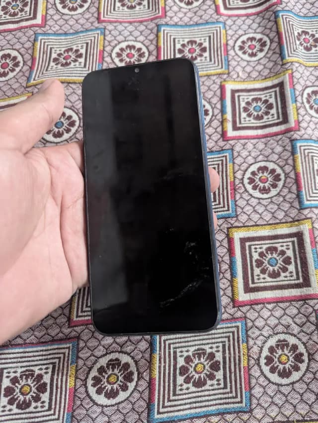 Infinix Smart 4 { 2 GB / 32 GB }