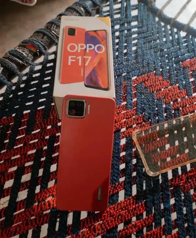 OPPO f17 hai 8/128 only panel change