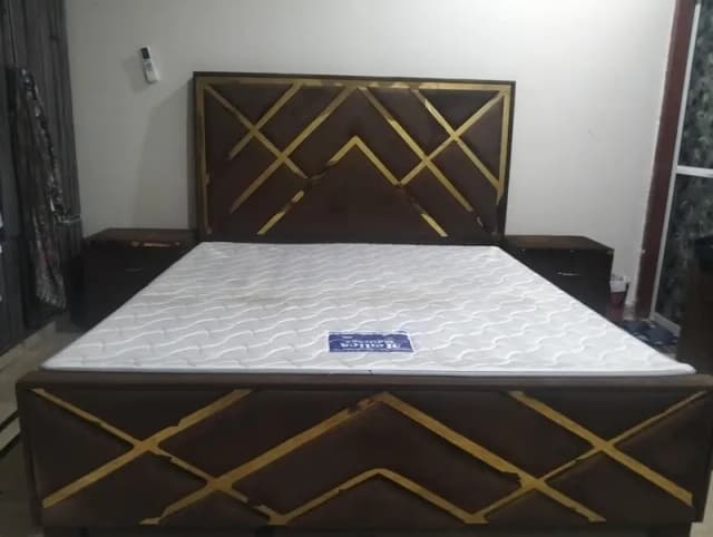 king bed with out metress