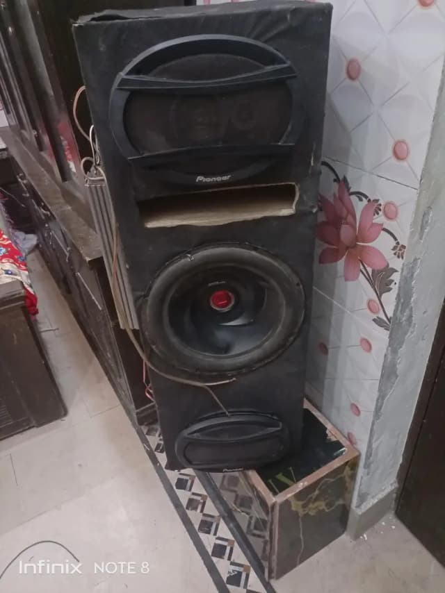 03/46/70/79/4/72/amplifier 4 channel+woofer+2 speakers