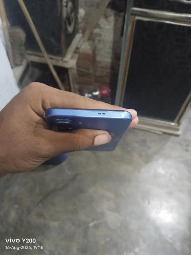 Infinix Hot 60 i