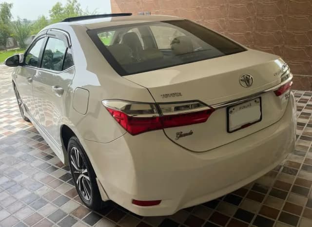 Toyota Altis Grande 2018