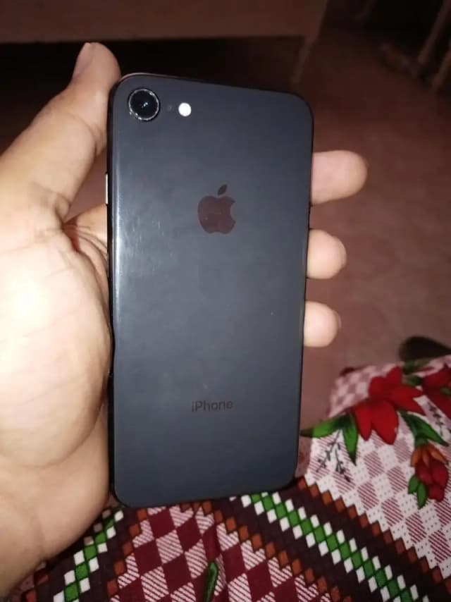 Apple iPhone 8