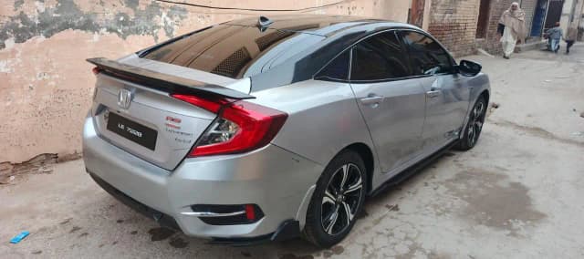 Honda Civic Oriel 2018