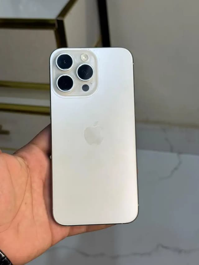 Apple iPhone 15 Pro Max