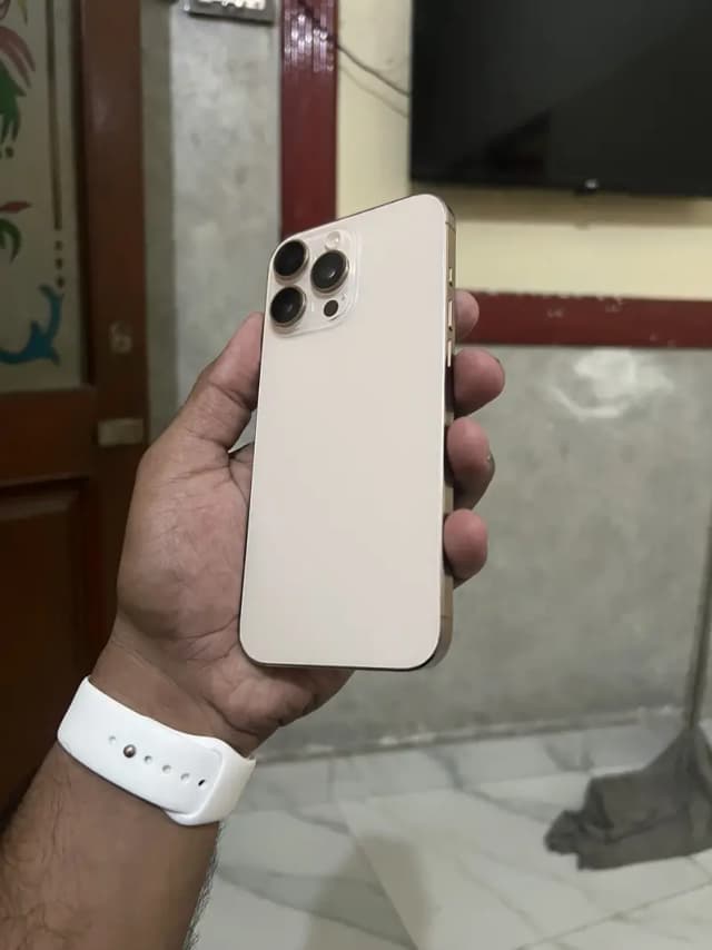 Apple iPhone 16 Pro Max