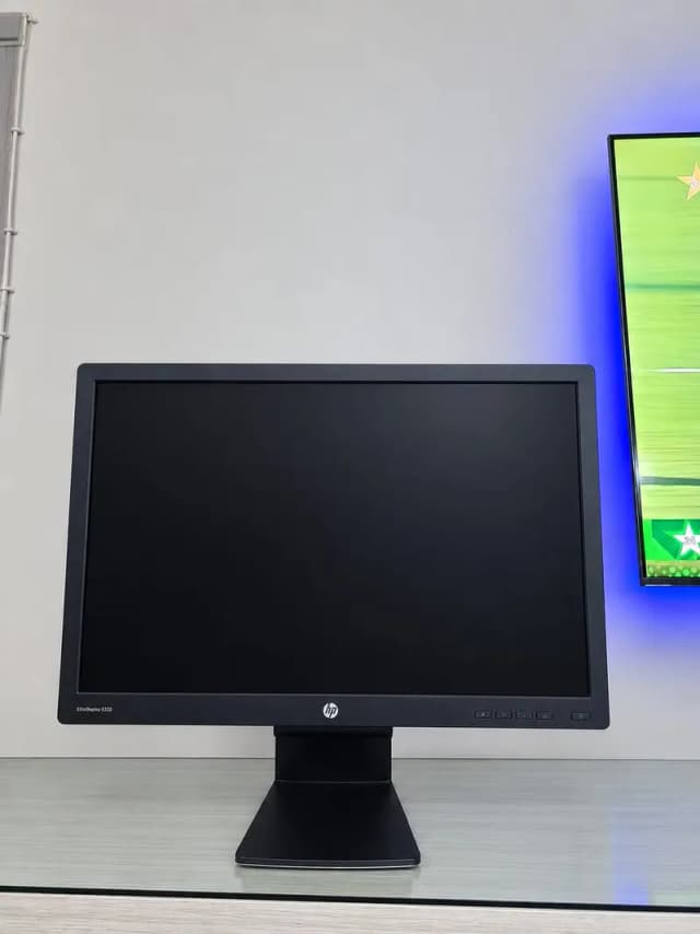HP EliteDisplay E242 | 24" IPS Monitor | Full HD+ (1920x1200)