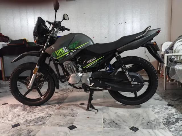 Antique Ybr G special edition matte grey bike
