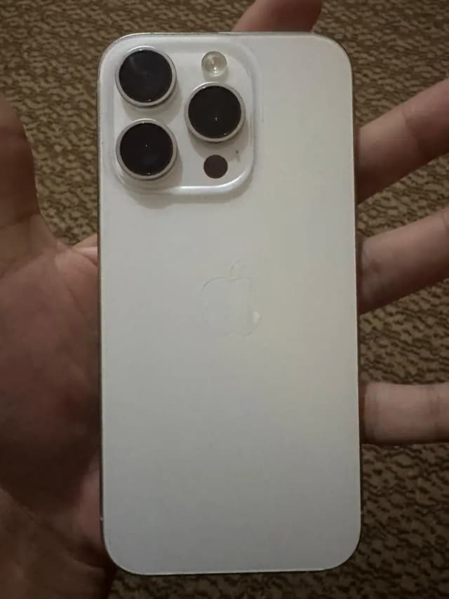 Apple iPhone 15 Pro