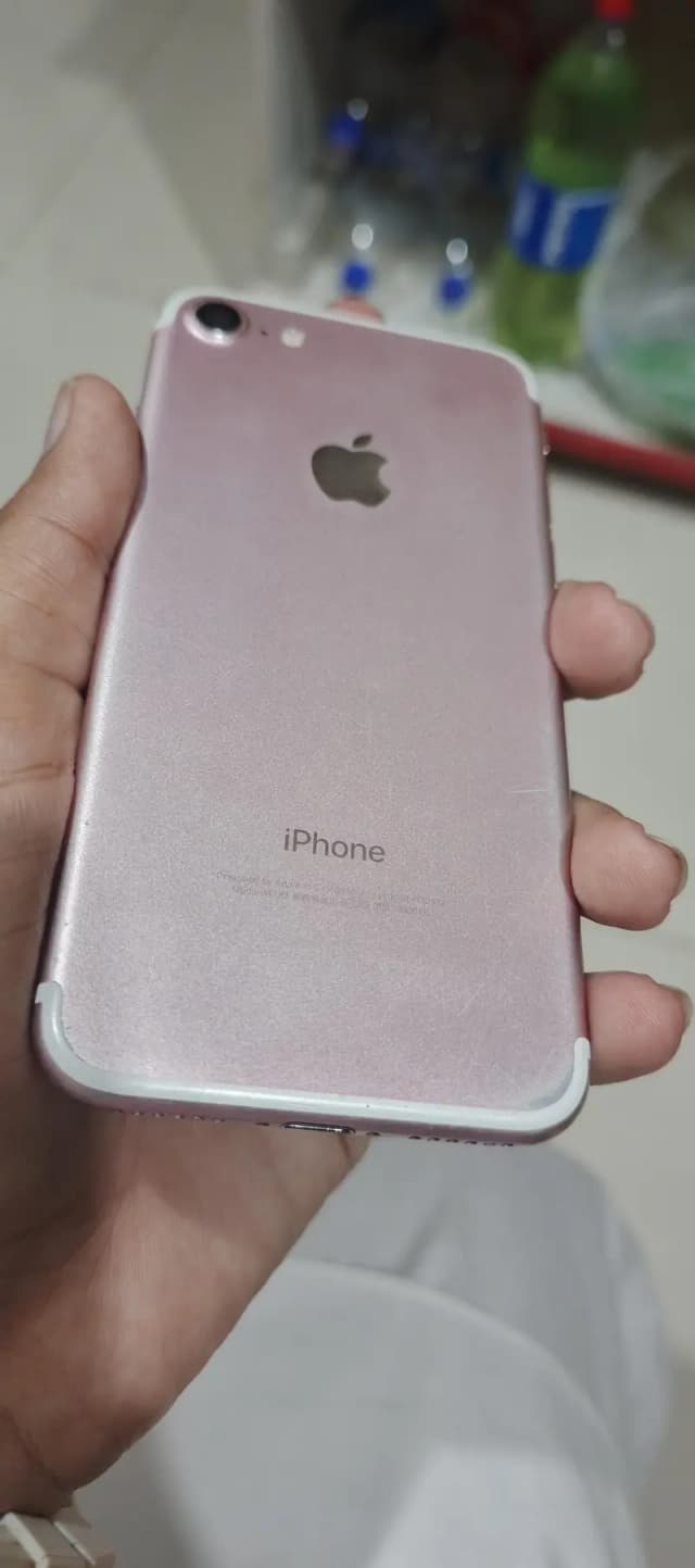 Apple iPhone 7