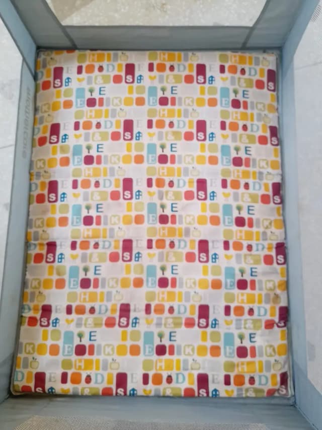 Kids playpen