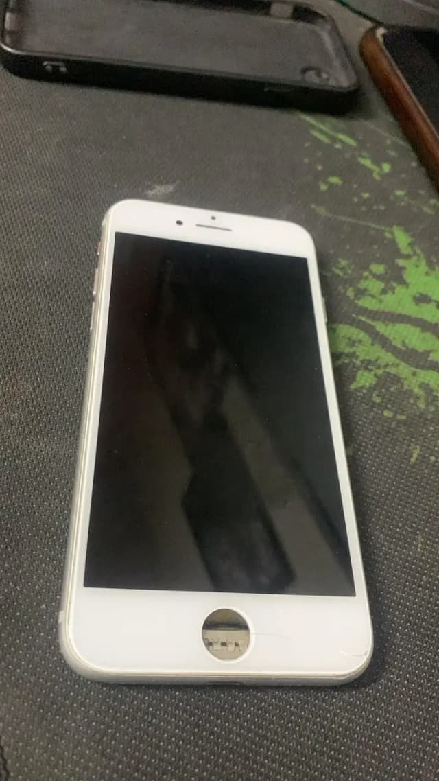 Apple iPhone 7