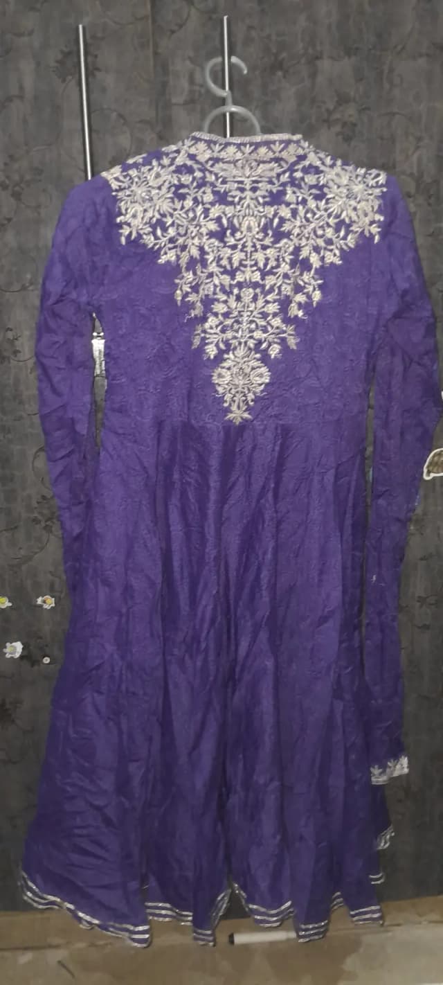 Once worn brand new frock prima lawn stuff