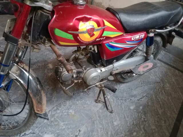 Motorcycle united 70