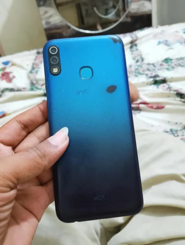 Infinix Hot 8 Lite