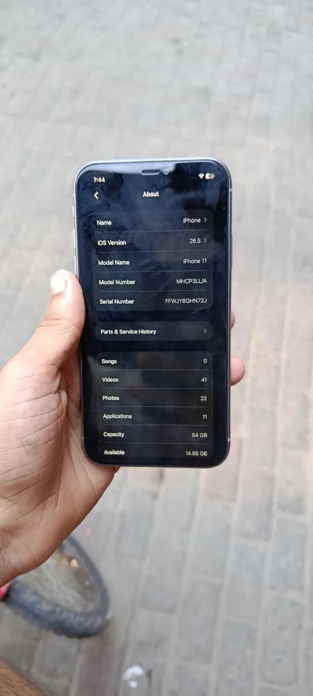 Apple iPhone 11