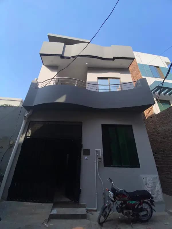 4 Marla House for Sale in Gulshan Ali Colony Lahore