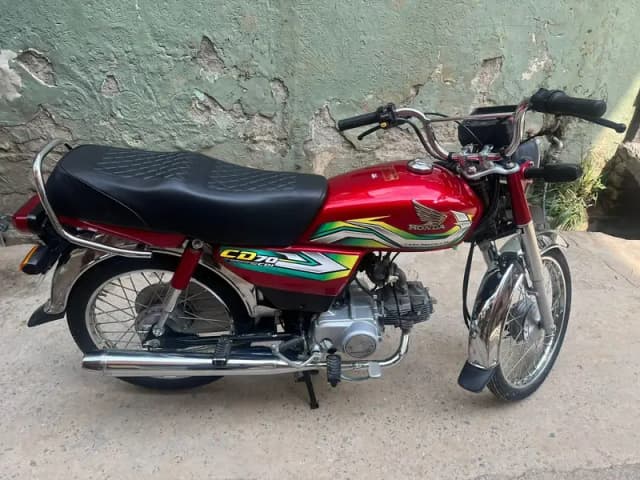 Honda CD 70 cc model 2023 only WhatsApp 03=21=86=11=907
