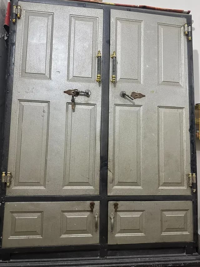 Steel Wardrobe