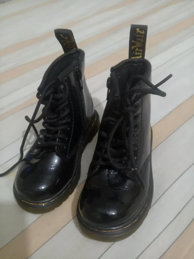 imported leather shoes  for sale
