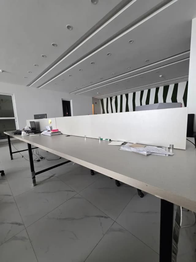 7 Office Tables for Sale – Workstation