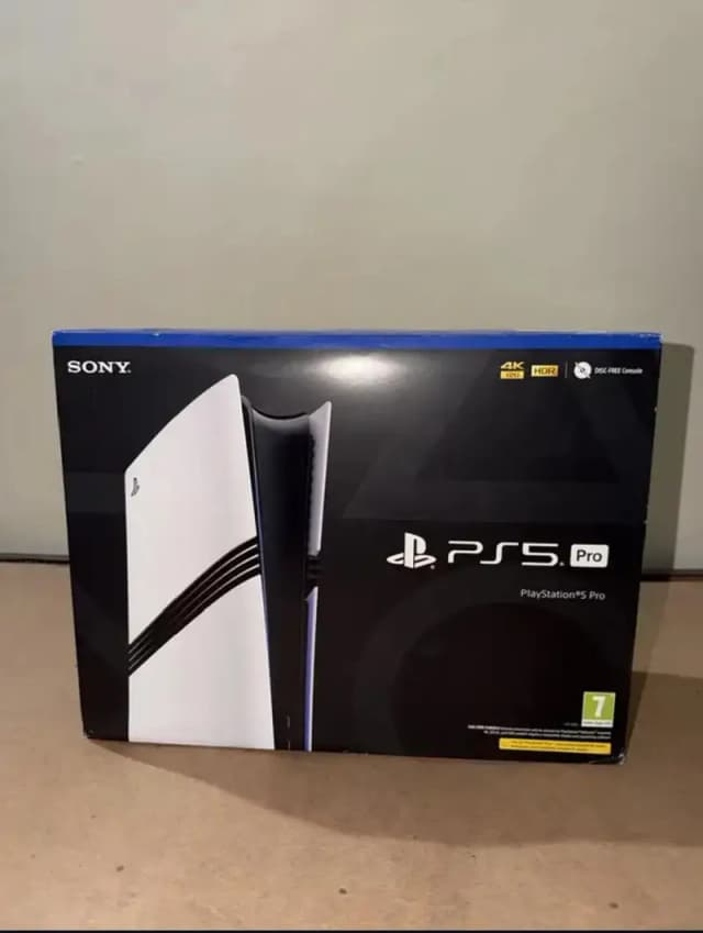 ps5 pro with box 2 controller 2tb disk drive urgent sale