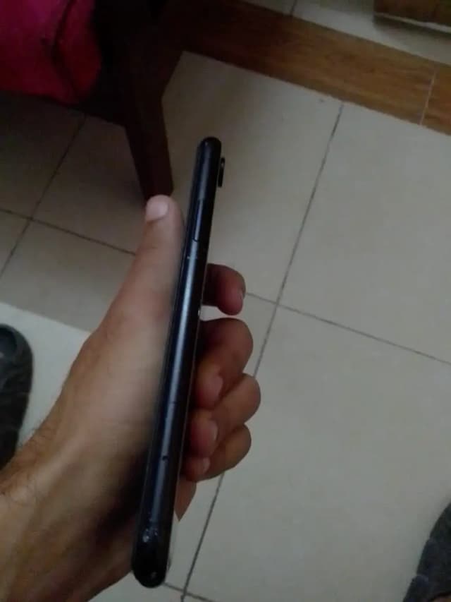 Apple iPhone XR