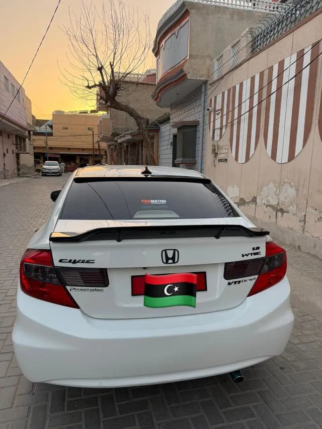 Honda Civic VTi Oriel Prosmatec 2013