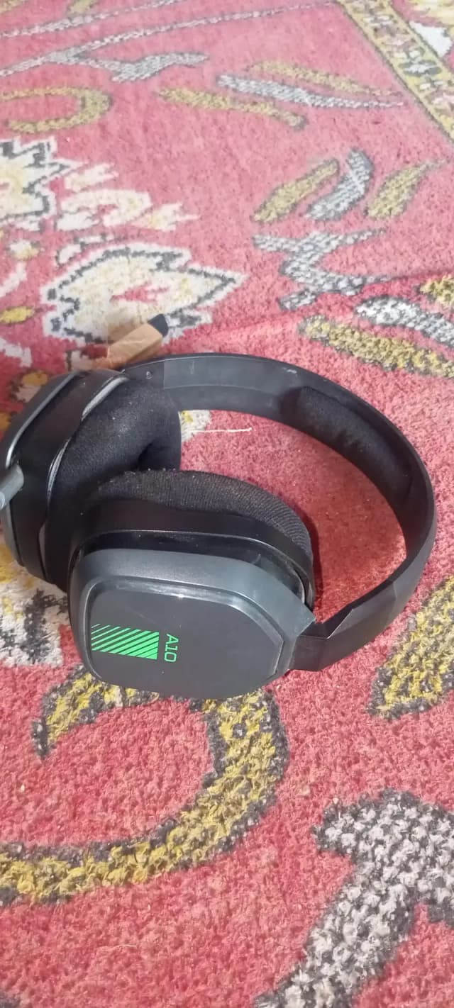 headphones A10 ( without mic )