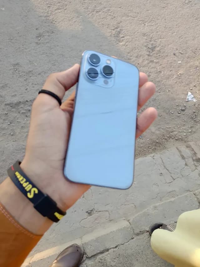 Apple iPhone 13 Pro