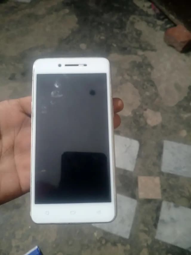 OPPO A37