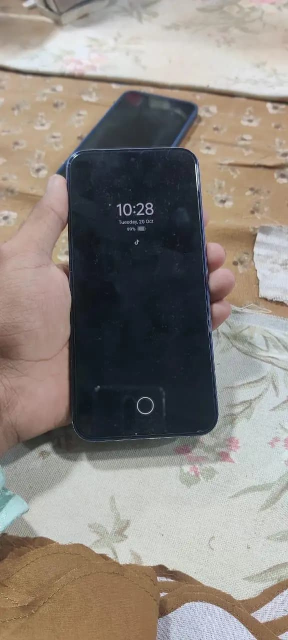 Vivo V70 FE 5G