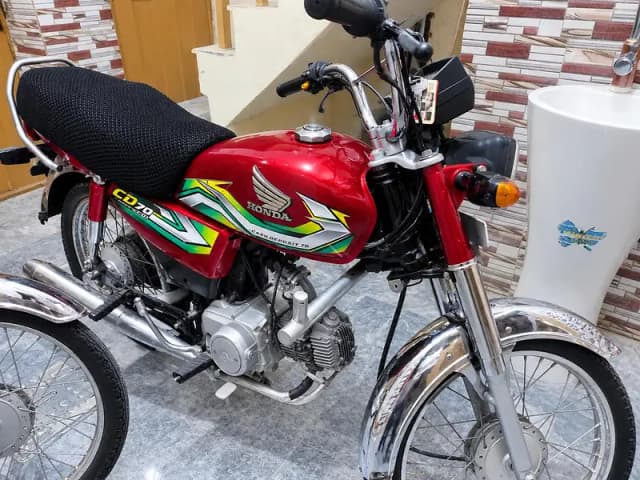 Bike for sale Urgent Person Contact Kharay 03143381272