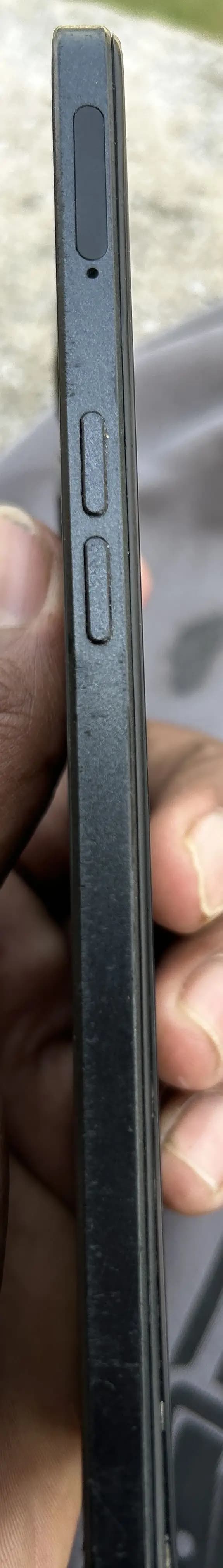 OPPO F21 Pro