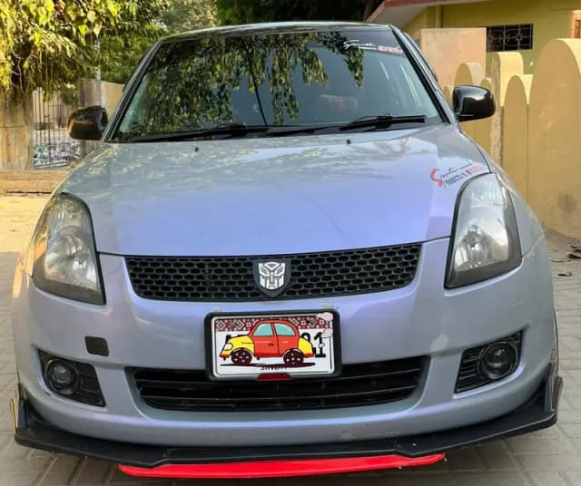 Suzuki Swift DX 2013 ( best family car)