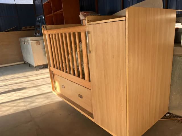 Baby cot