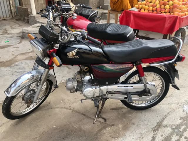 Honda CD 70 2017