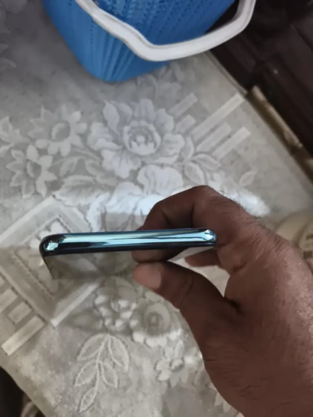 Vivo S1