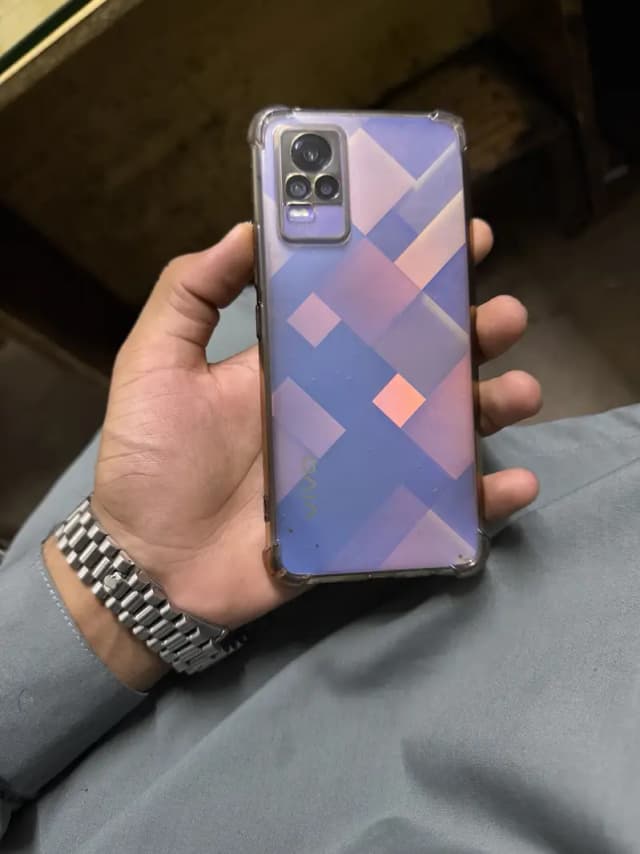 Vivo V21e