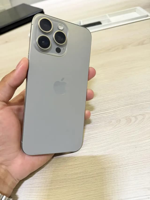 Apple iPhone 15 Pro Max 1TB With Box